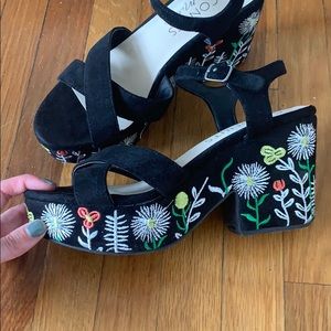 Coconuts by Matisse platform heels